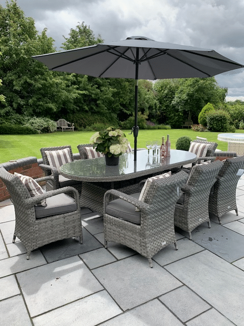 HOTSALES 8 SAVANNAH Armchair oval table set.