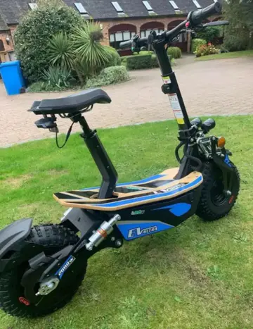 ELECTRIC SCOOTER POWERBOARD E SCOOTER 48V 2000W OFF-ROAD