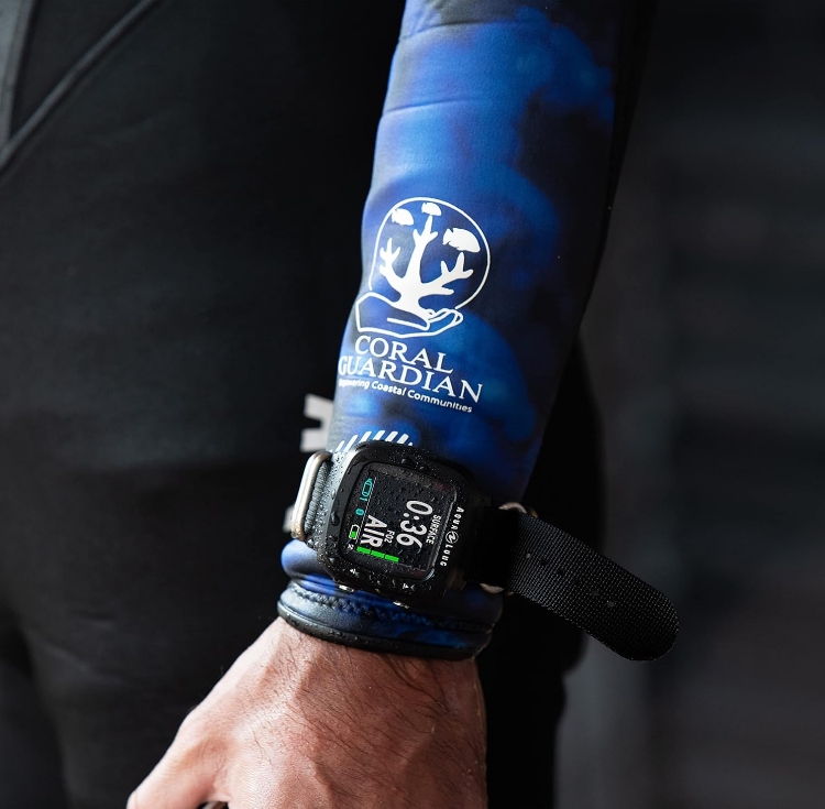 Aqualung | Dive Computer - i330R, Black