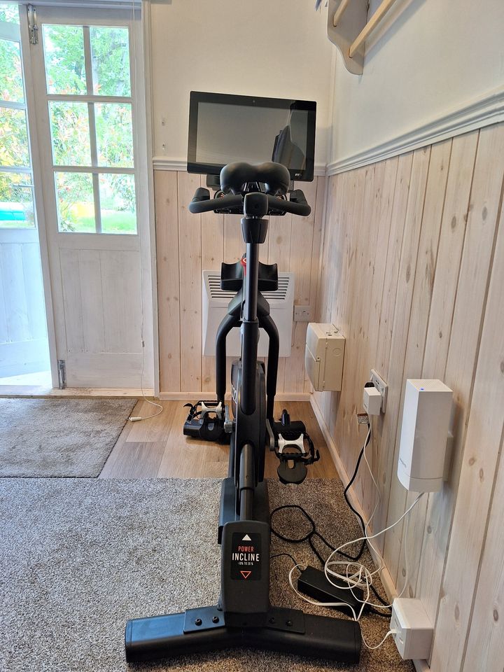 NordicTrack Commercial Studio Cycle